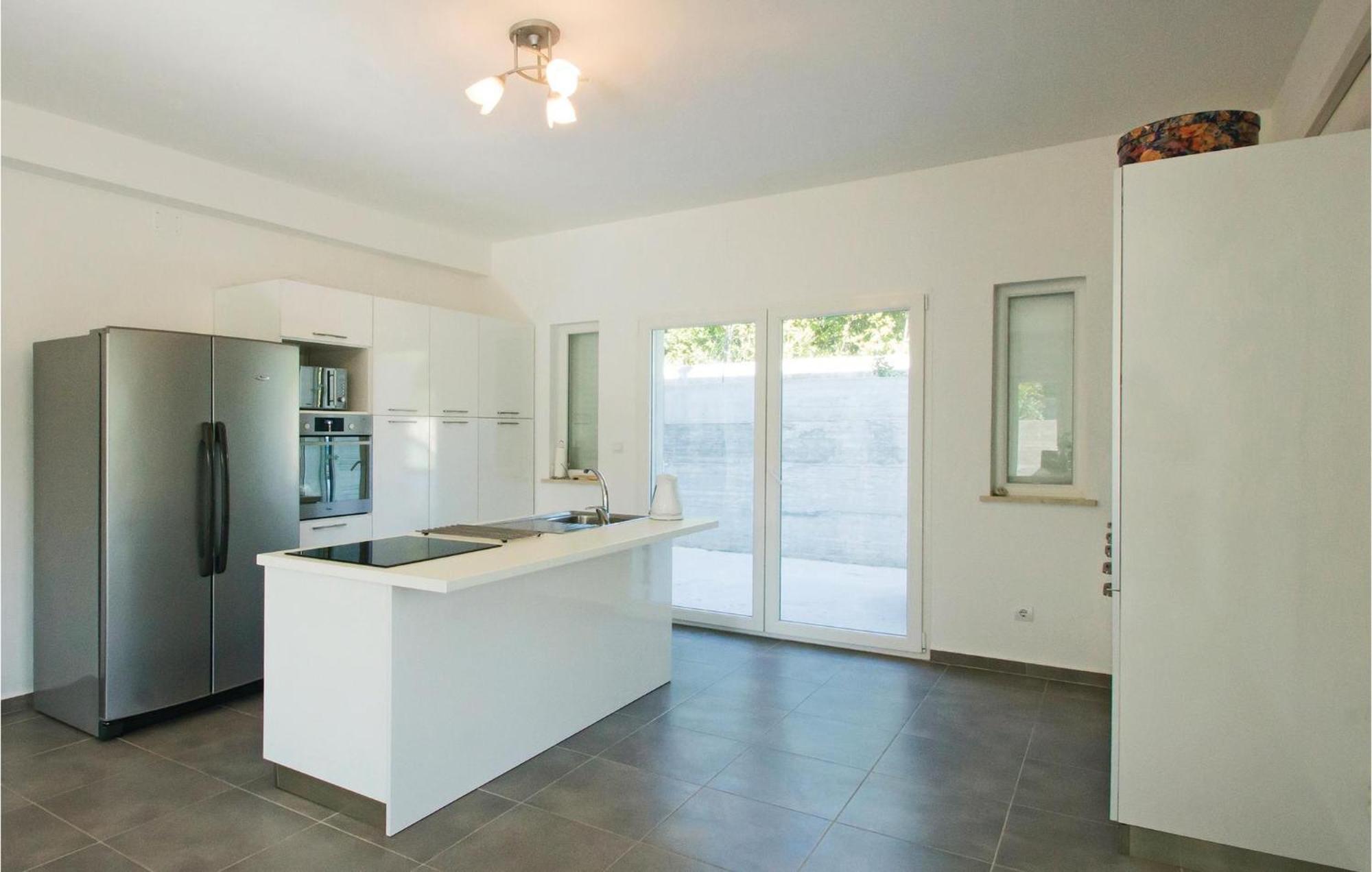 Stunning Apartment In Grscica With Kitchen Prizba Εξωτερικό φωτογραφία