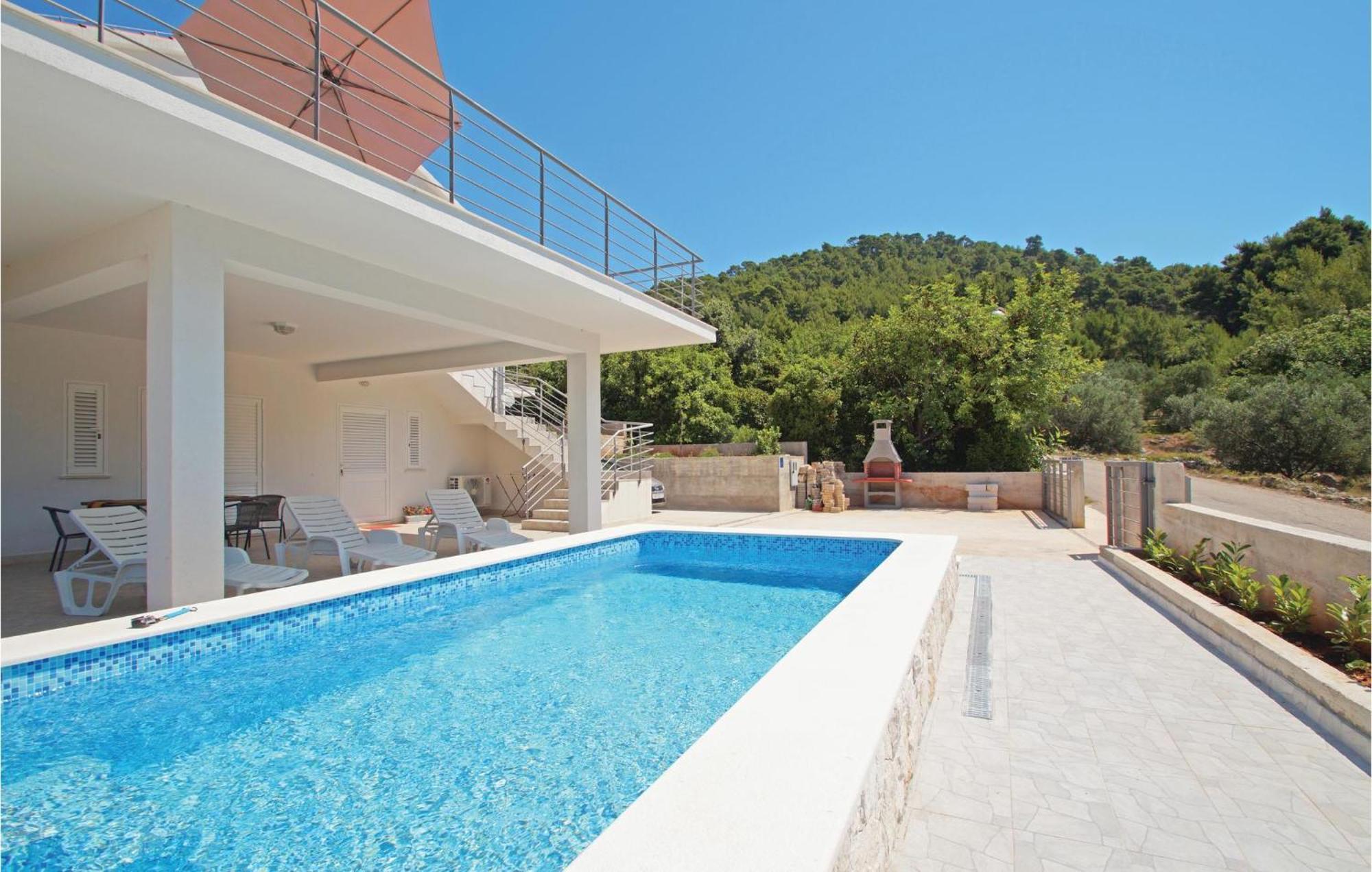 Stunning Apartment In Grscica With Kitchen Prizba Εξωτερικό φωτογραφία